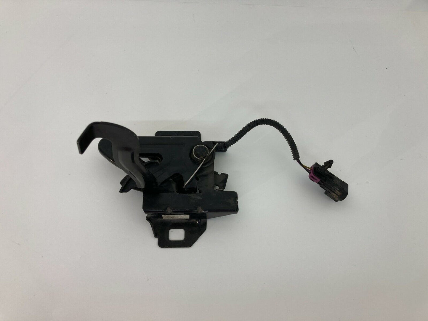 2007-2010 Saturn Outlook Front Hood Lock Latch Release Actuator Assembly OEM