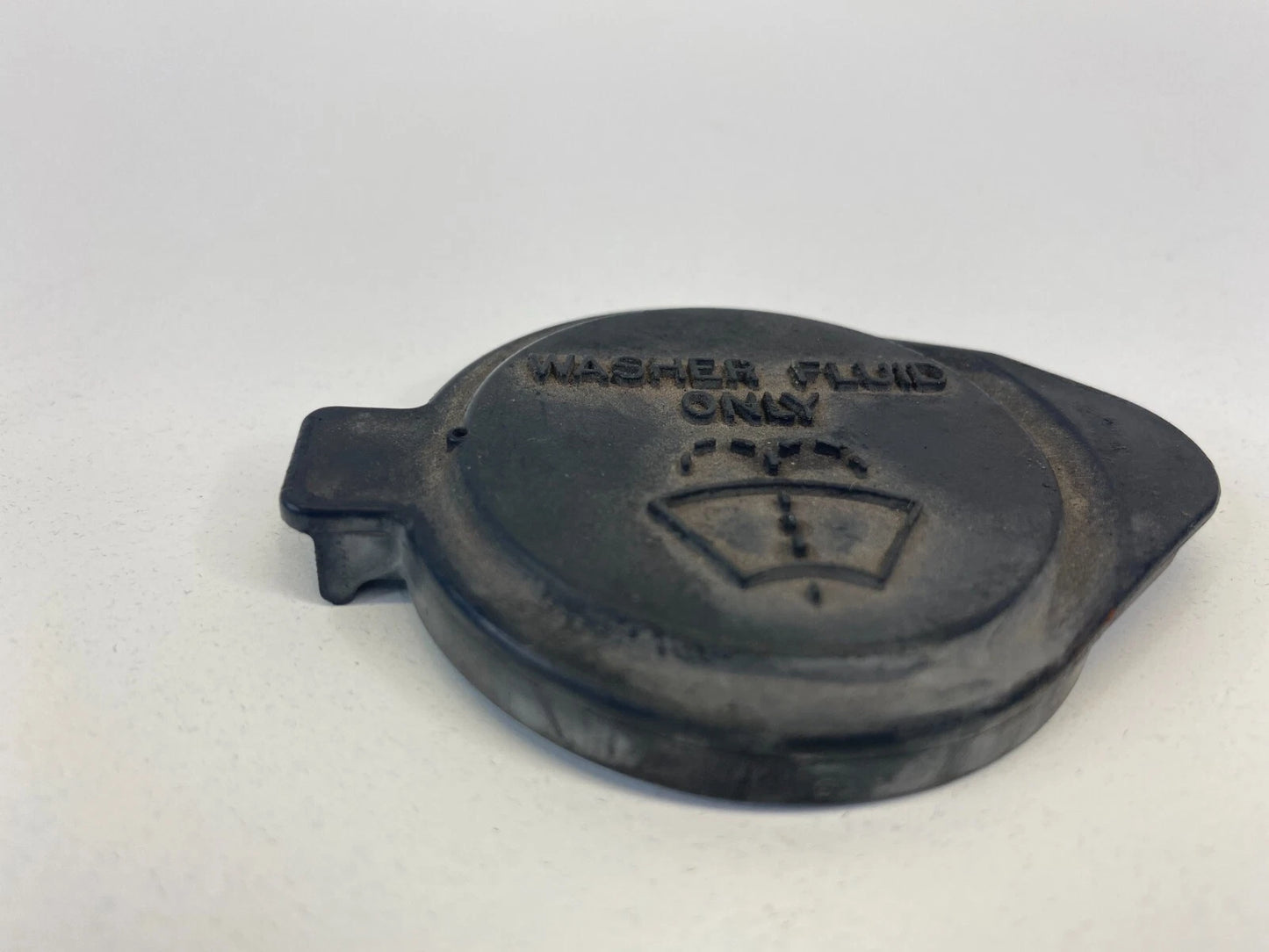 2003-2008 TOYOTA MATRIX WINDSHIELD WIPER WASHER FLUID RESERVOIR CAP COVER OEM