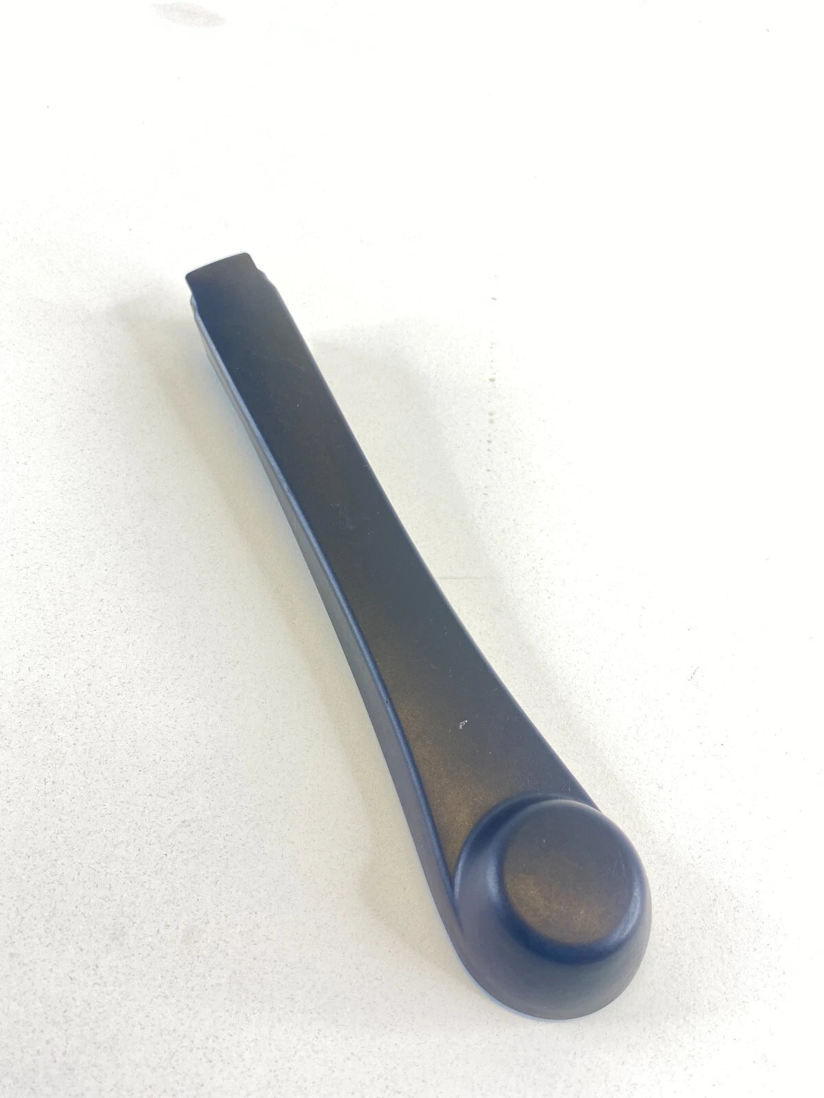 2004-2007 BMW 530I LEFT SIDE WINDSHIELD WIPER ARM COVER 61617037356 OEM
