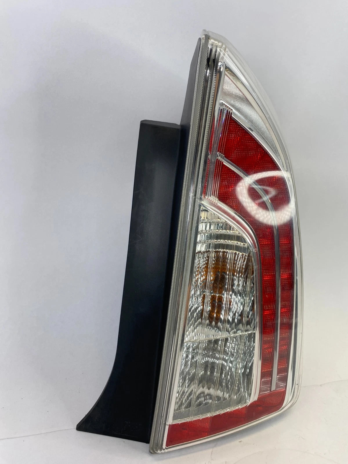 2012-2015 TOYOTA PRIUS REAR RIGHT PASSENGER SIDE TAILLIGHT TAIL LAMP ASSY OEM