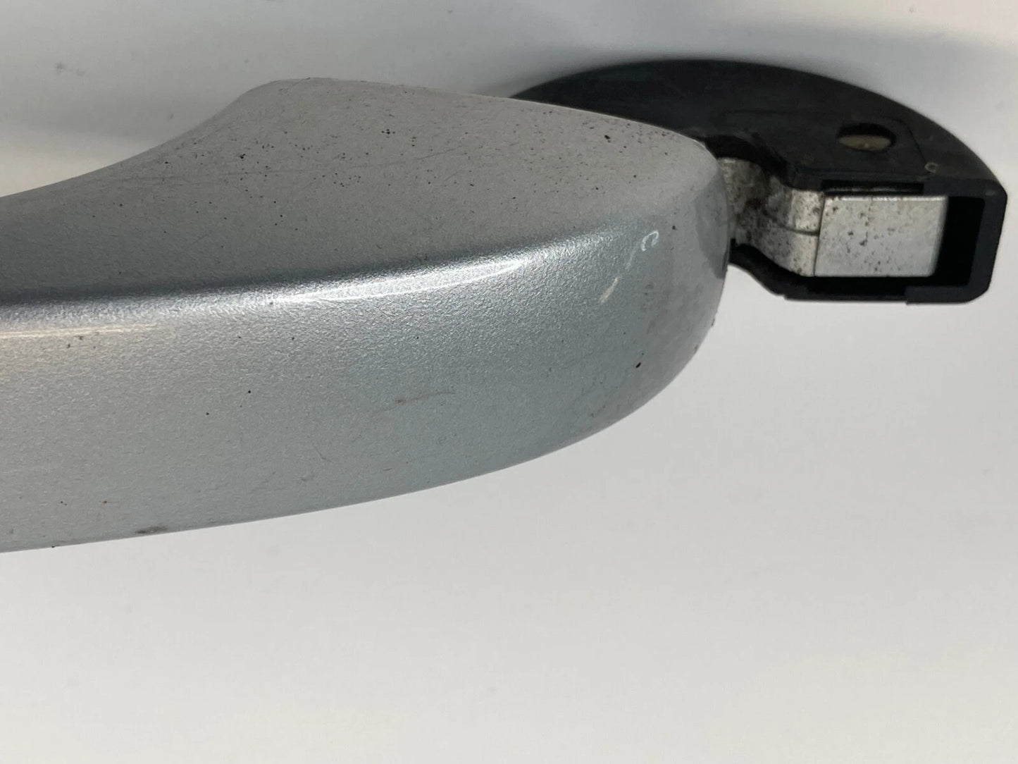 2005-2010 CHRYSLER 300 FRONT RIGHT SIDE EXTERIOR DOOR HANDLE 0WE82TRMAF OEM