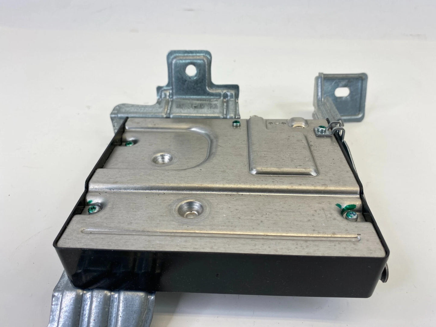 13 HYUNDAI SANTA FE SPORT COMMUNICATION TELEMATICS CONTROL MODULE 965104Z150 OEM