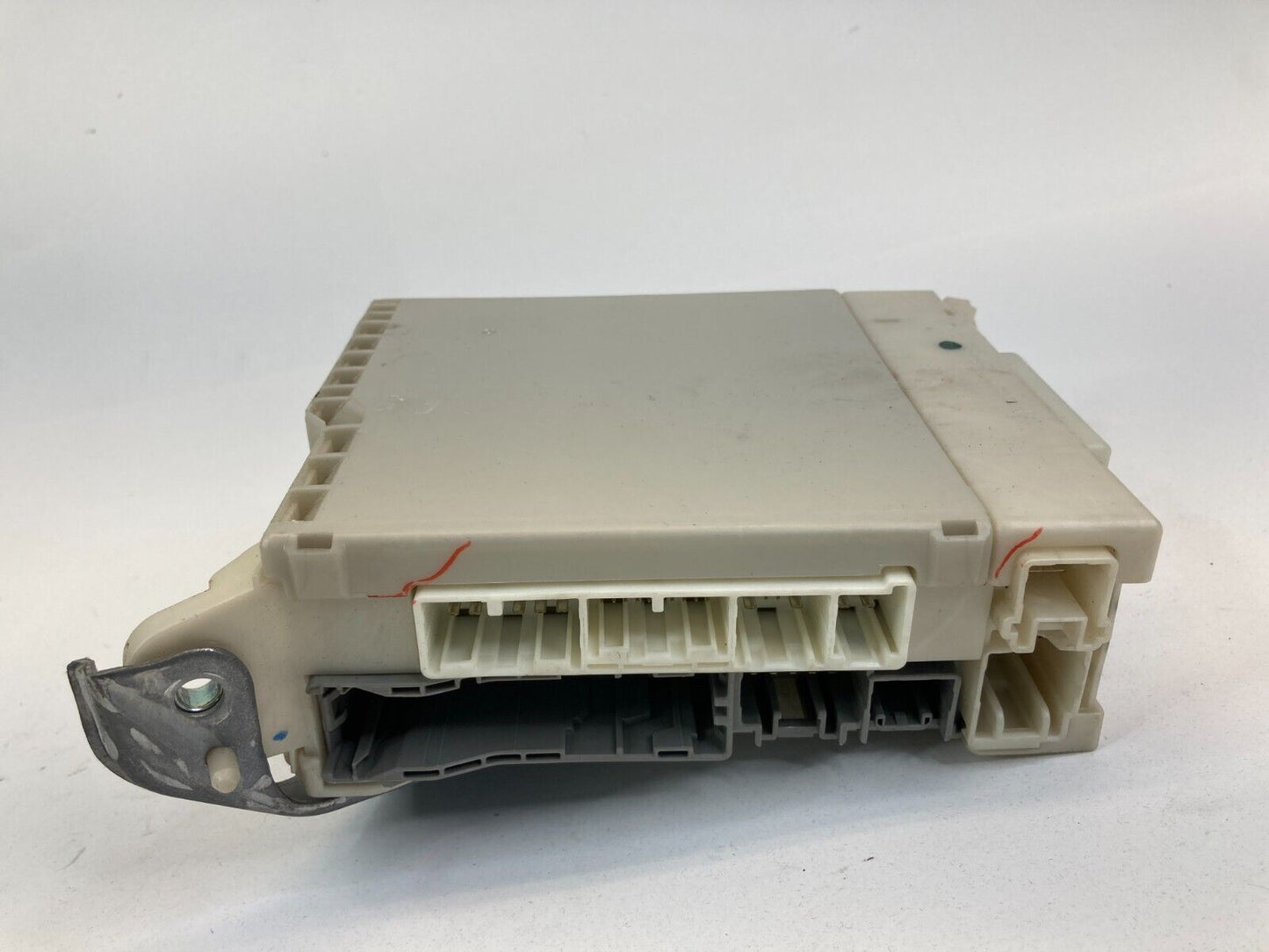 2006 Lexus IS250 Dash Fuse Relay Junction Box Control Module 82730-53050