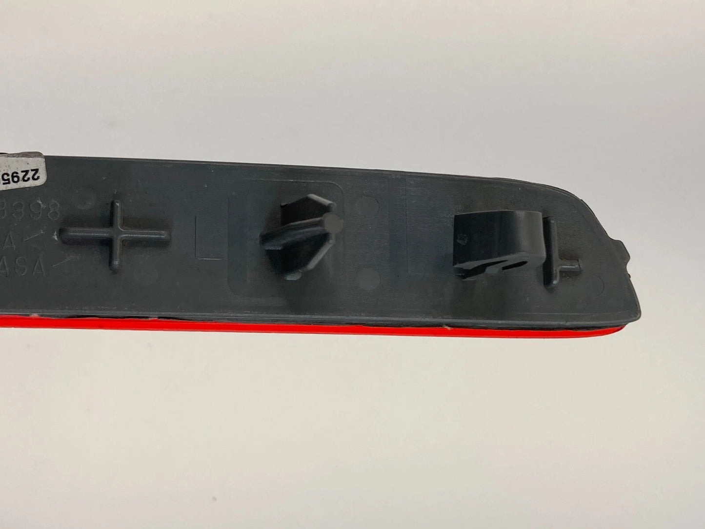 2010-2015 GMC TERRAIN REAR BUMPER LEFT SIDE REFLECTOR LIGHT 22950587 OEM
