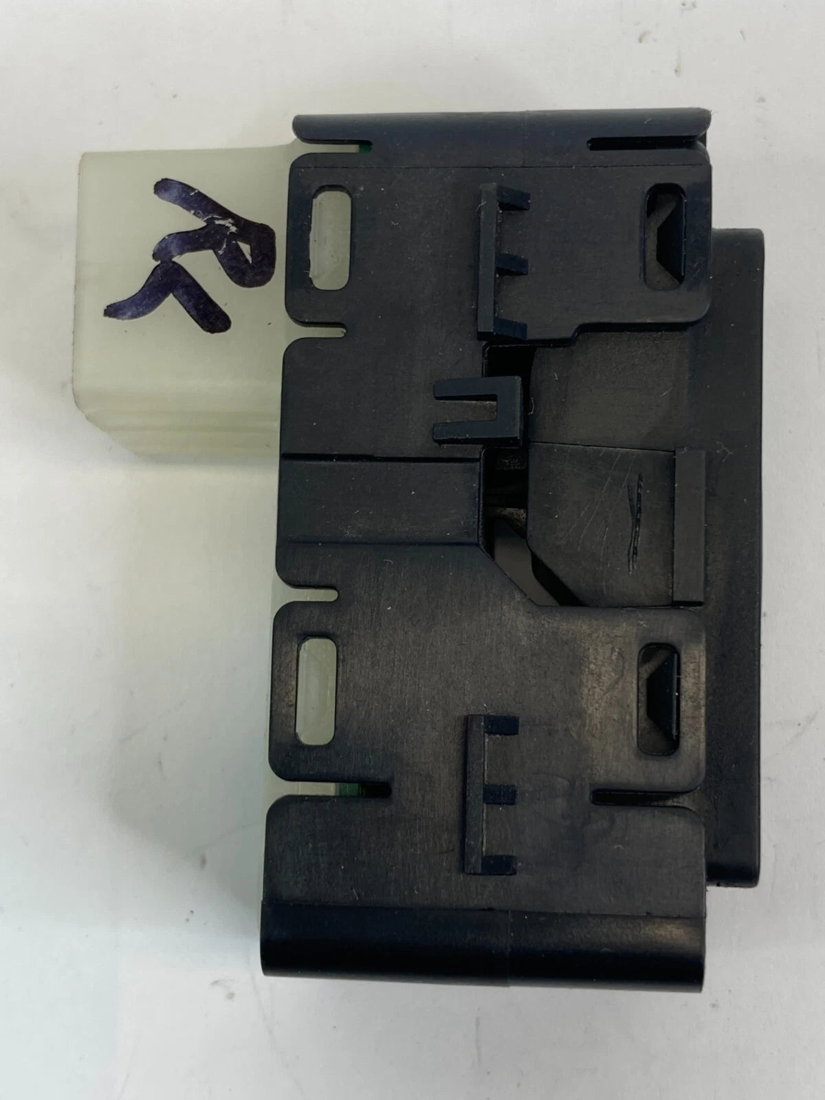 2007-2010 DODGE CHARGER REAR LEFT SIDE DOOR WINDOW CONTROL SWITCH 04602787AAA