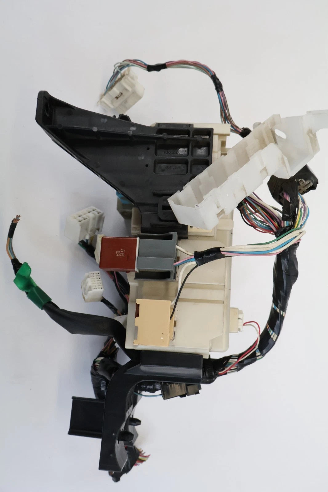 2007-2009 TOYOTA YARIS INTERIOR CABIN FUSE BOX JUNCTION BLOCK OEM 82730-52610