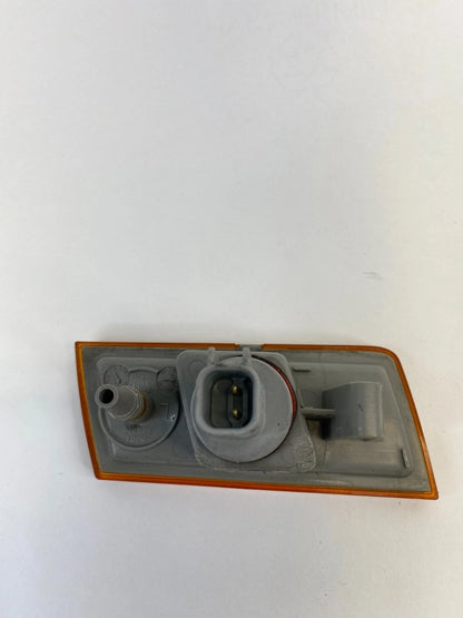 2005-2010 CHRYSLER 300 FRONT LEFT DRIVER BUMPER SIDE MARKER LIGHT LAMP OEM