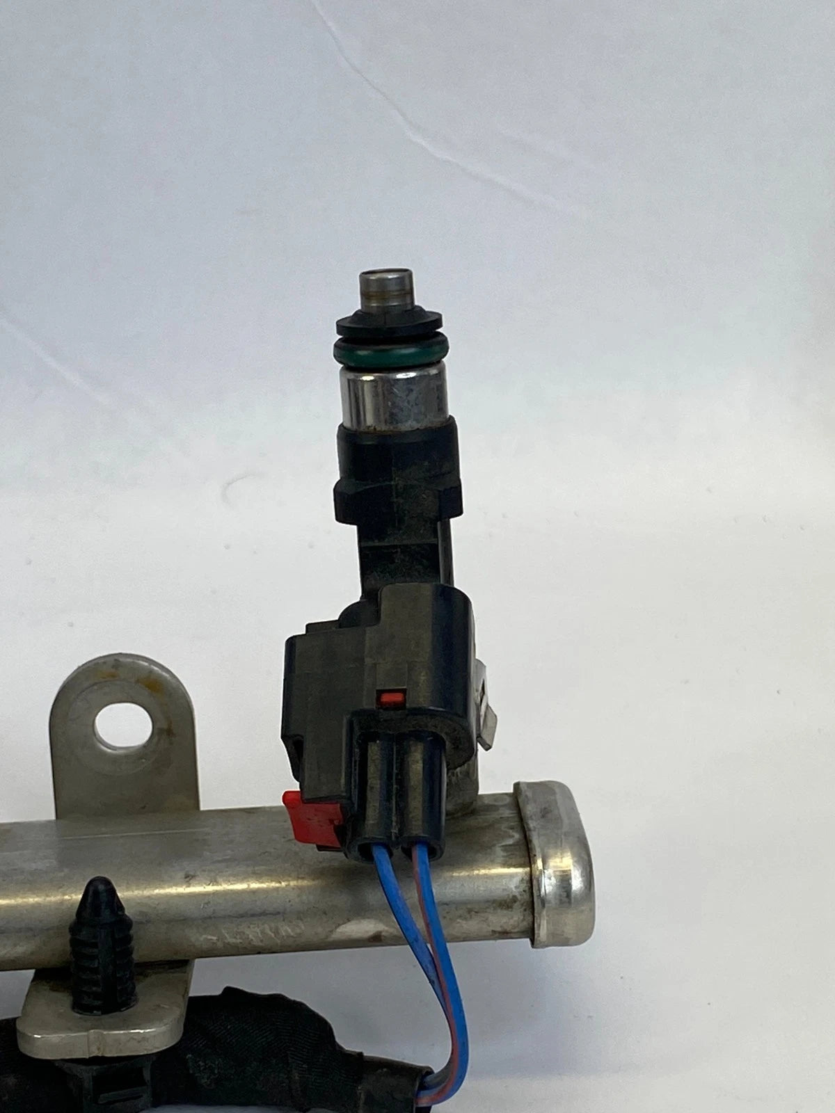 2012-2017 FIAT 500 1.4L ENGINE FUEL INJECTOR RAIL WITH INJECTORS OEM 0280158262