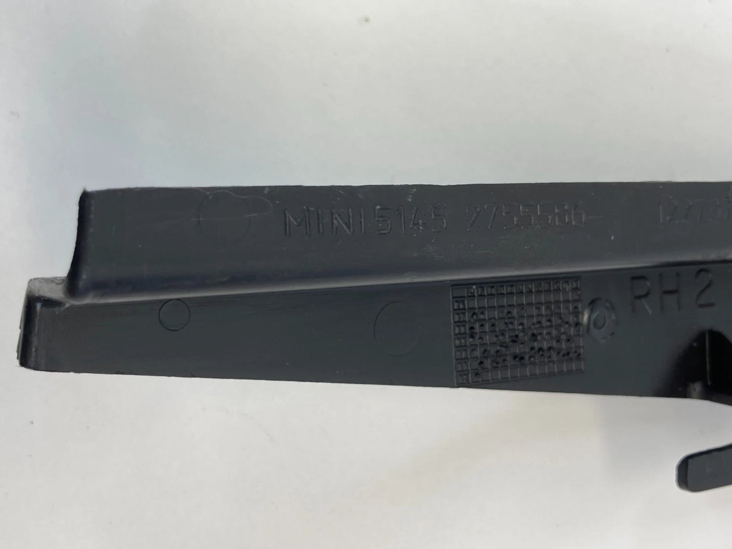 2007-2015 MINI COOPER COUPE RIGHT INSTRUMENT PANEL DASHBOARD TRIM COVER 2755586