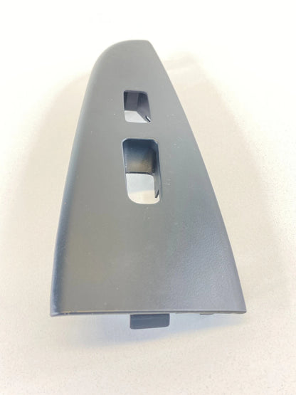 07-10 HYUNDAI ELANTRA FRONT RIGHT PASSENGER WINDOW SWITCH BEZEL TRIM 93575-2H200