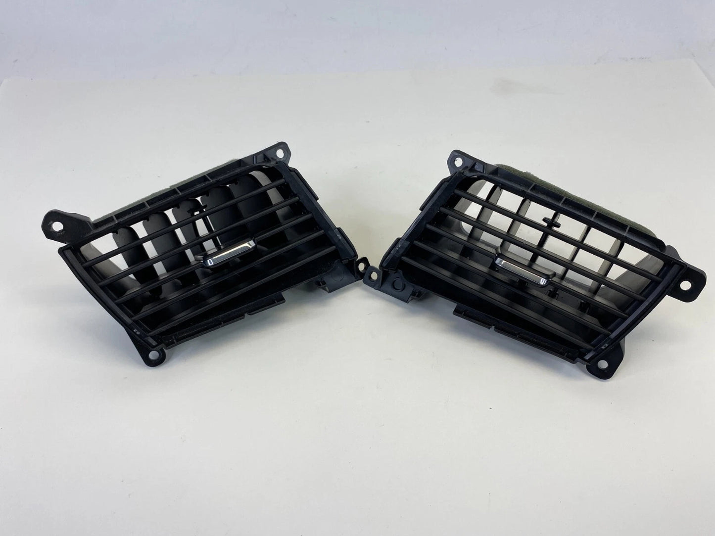 2011-2013 HONDA ODYSSEY CENTER DASHBOARD FRONT AIR CONDITIONING VENT GRILLES OEM