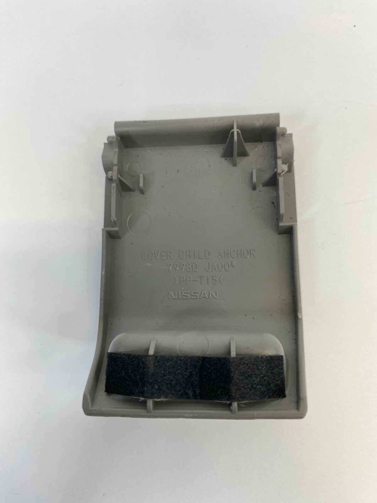 07-12 NISSAN ALTIMA REAR DECK SEAT CHILD ANCHOR HOLE COVER TRIM 79980-JA00OEM