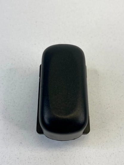 99 00 01 02 03 04 CHEVROLET CHEVY TRACKER CENTER DASH COVER SWITCH TRIM PANEL