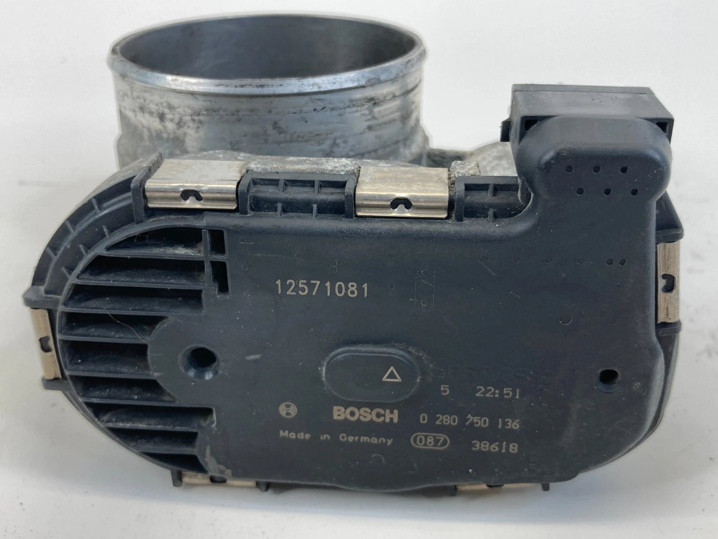 2004 2005 CADILLAC CTS 3.6L V6 A/T THROTTLE BODY THROTTLE VALVE 12571081 OEM