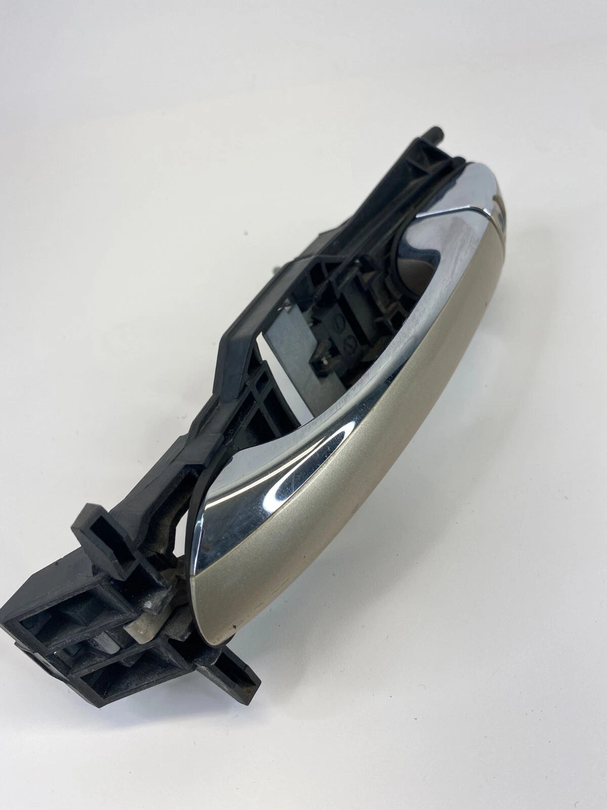 2003-2009 MERCEDES-BENZ E500 FRONT LEFT DRIVER SIDE EXTERIOR OUTER DOOR HANDLE