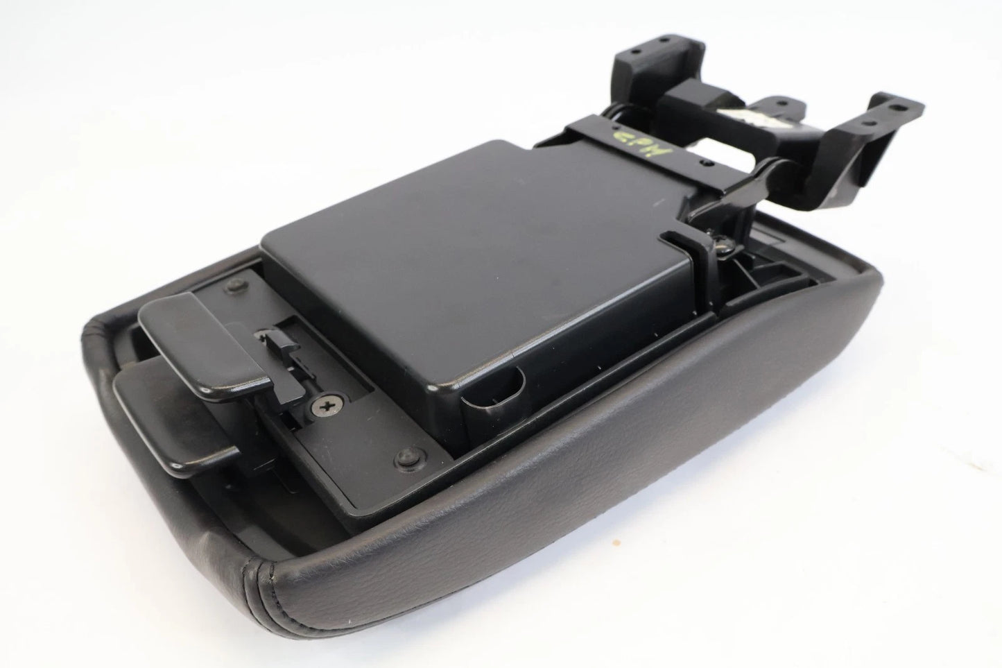 2010-2013 SUZUKI KIZASHI CENTER CONSOLE LID ARMREST ARM REST STORAGE OEM