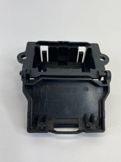 2003-2006 MERCEDES-BENZ E500 DIAGNOSTIC PLUG PORT UNDER COVER 202-540-23-73