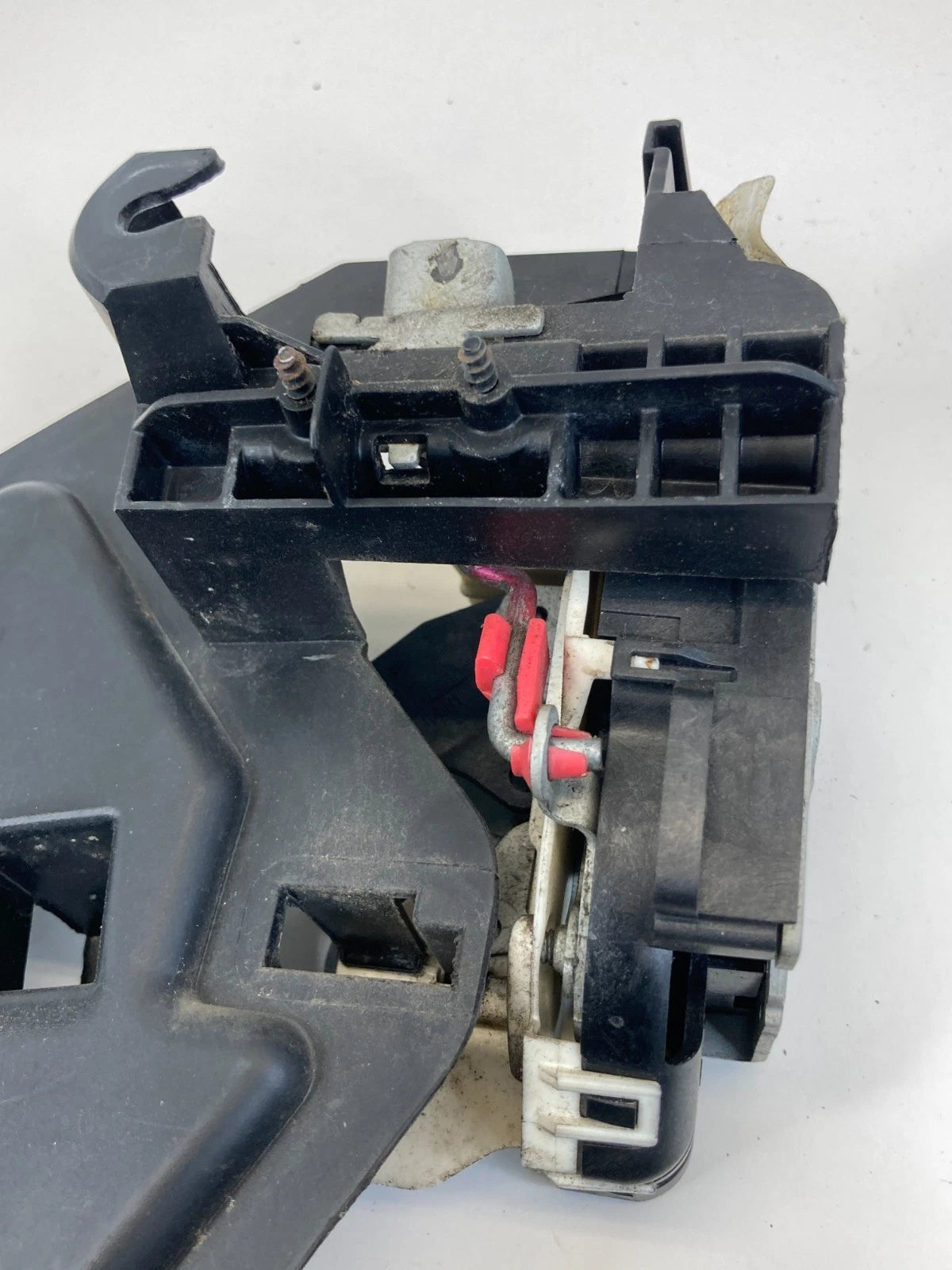 2008-2012 JEEP LIBERTY REAR LEFT DOOR LOCK LATCH RELEASE ACTUATOR 04589279AH