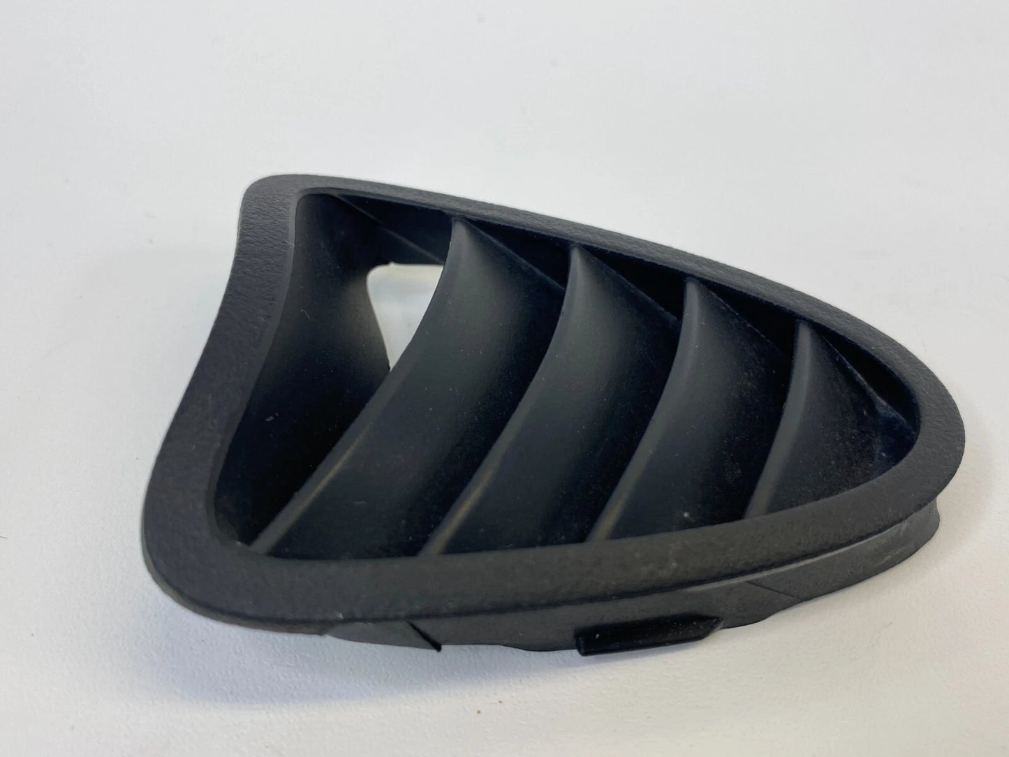 2012-2015 CHEVY CAPTIVA SPORT LEFT UPPER DASH AC VENT DEFOGGER OUTLET GRILLE OEM