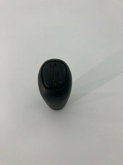 2001-2004 TOYOTA SEQUOIA 4X4 AUTOMATIC TRANSMISSION SHIFTER LEVER KNOB HANDLE