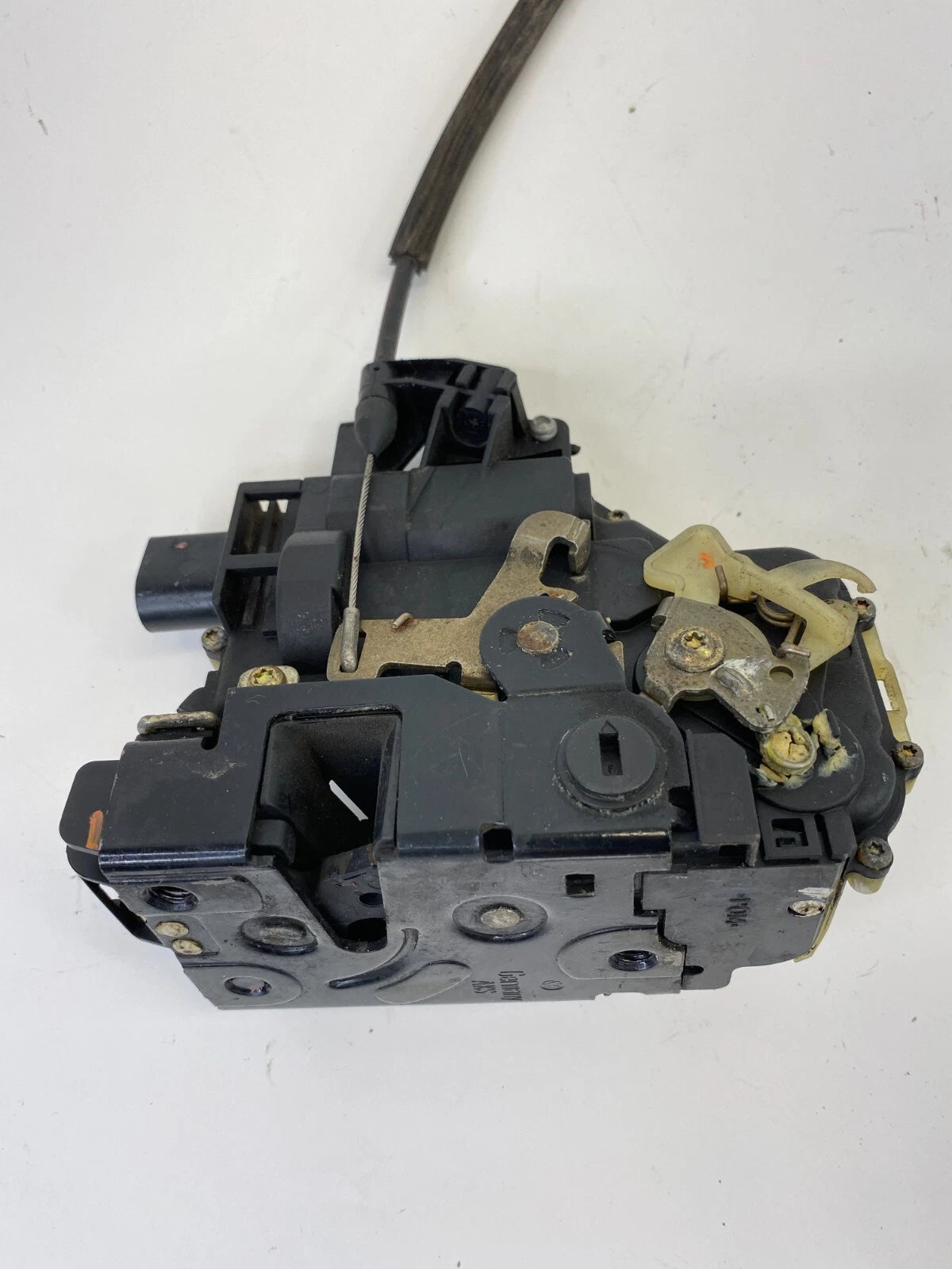 2001-2005 VOLKSWAGEN JETTA REAR RIGHT SIDE DOOR LOCK LATCH RELASE ACTUATOR ASSY