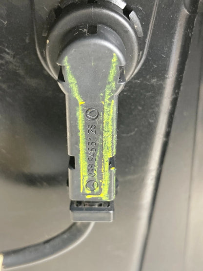 2007-2012 MERCEDES-BENZ GL450 GLOVE BOX STORAGE COMPARTMENT A164-680-06-91 OEM