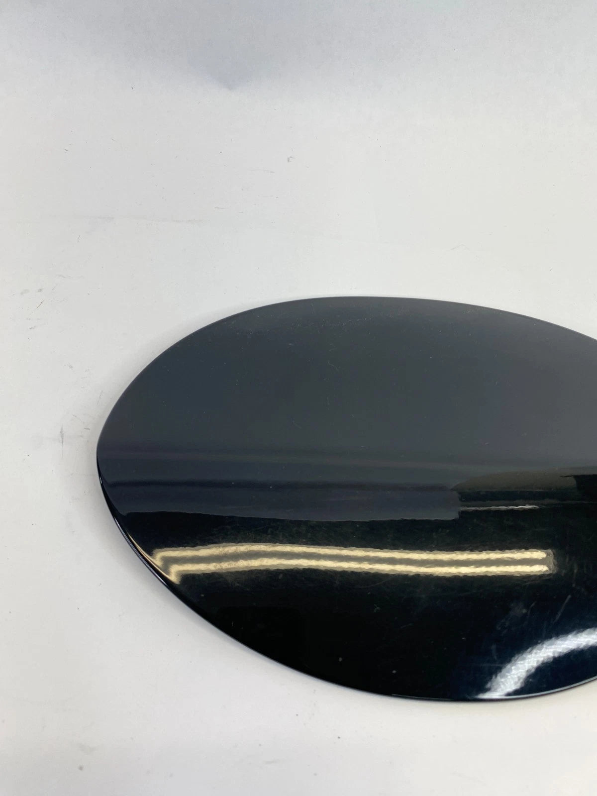 2015-2017 CHRYSLER 200 FUEL FILLER DOOR TANK COVER FUEL DOOR 68137577AA OEM