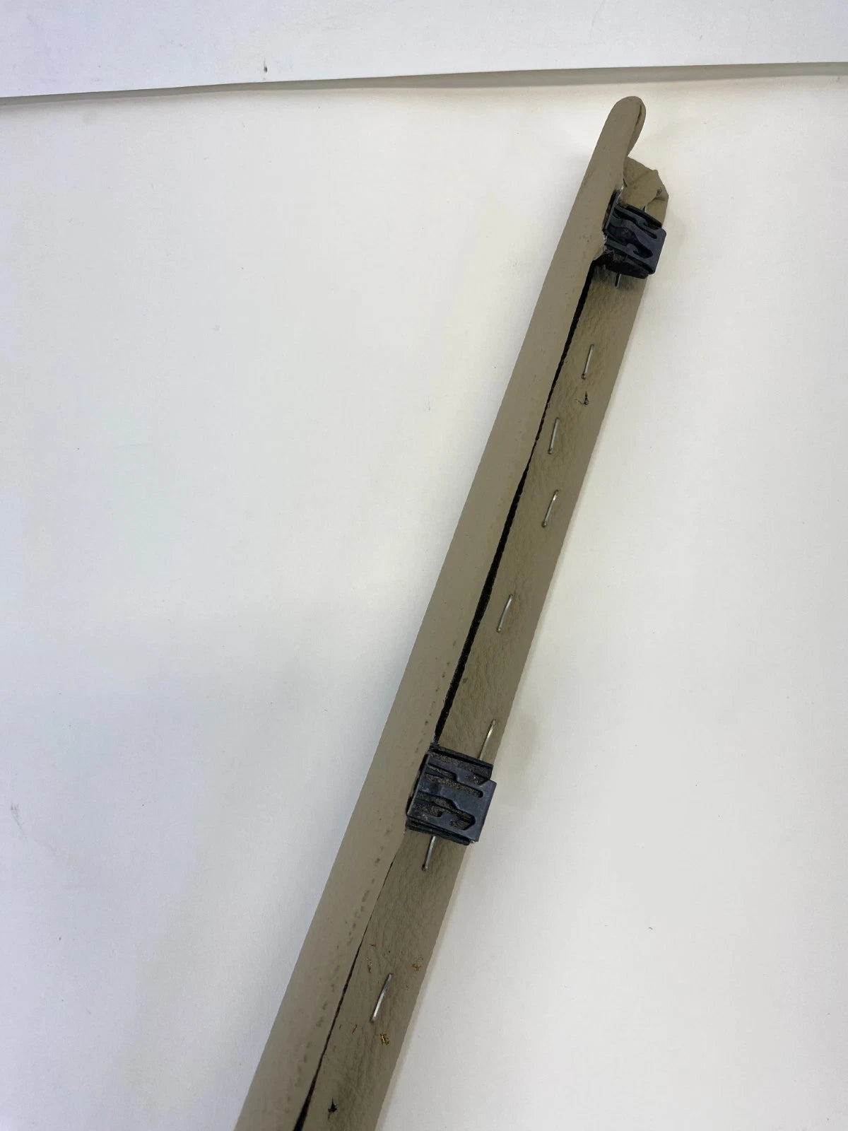 2013-2019 FORD TAURUS CONSOLE MOLDING TRIM W TRUNK LID RELEASE SWITCH OEM