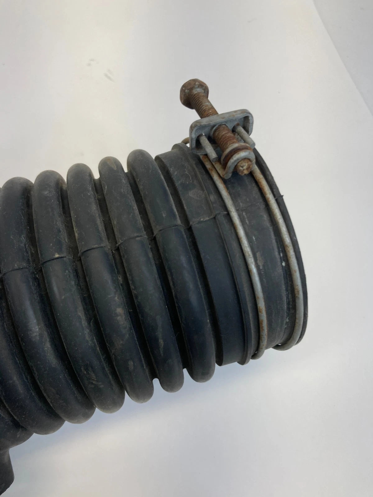 07-10 LEXUS GS350 06-15 IS350 AIR CLEANER HOSE INTAKE TUBE RESONATOR 17880-31040