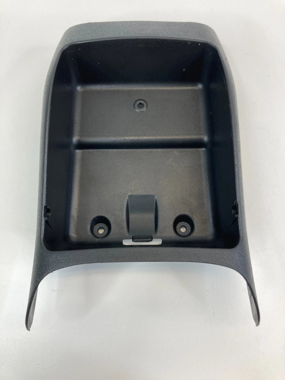 2005-2010 PONTIAC G6 REAR CENTER CONSOLE STORAGE COMPARTMENT BEZEL TRIM COVER