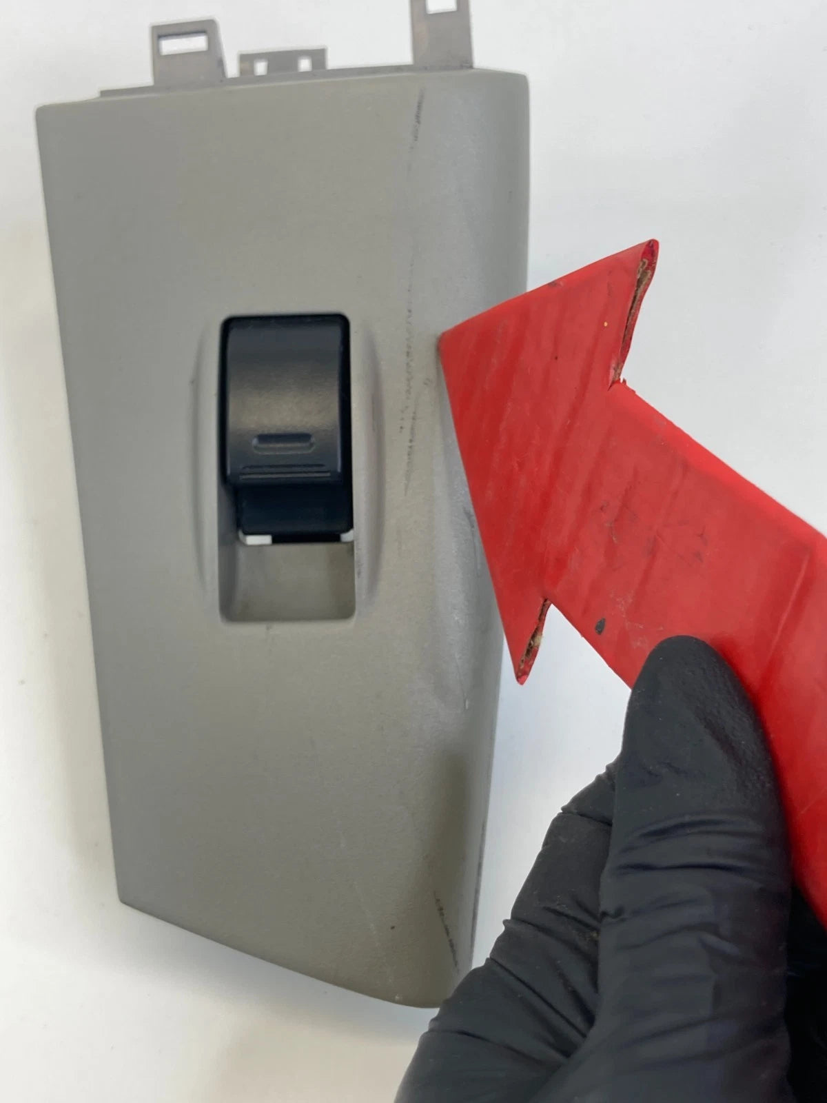 03-08 TOYOTA COROLLA REAR RIGHT DOOR WINDOW SWITCH W/BEZEL 7427102050A OEM