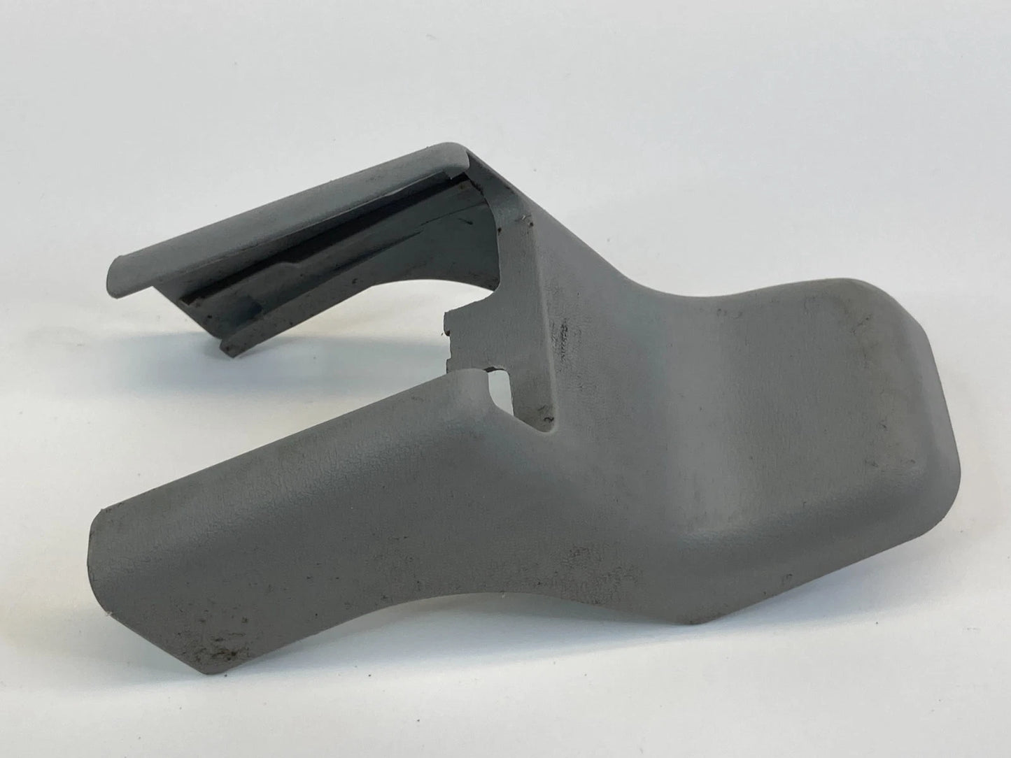 07-11 TOYOTA CAMRY FRONT LEFT DRIVER SIDE SEAT RAIL TRACK END COVER TRIM OEM
