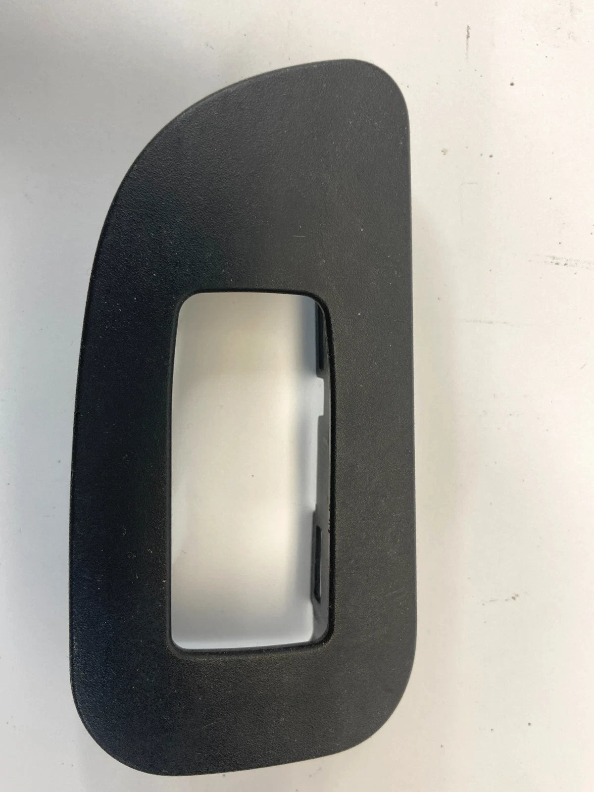 2011-2014 DODGE AVENGER REAR RIGHT RH DOOR WINDOW SWITCH BEZEL COVER TRIM OEM