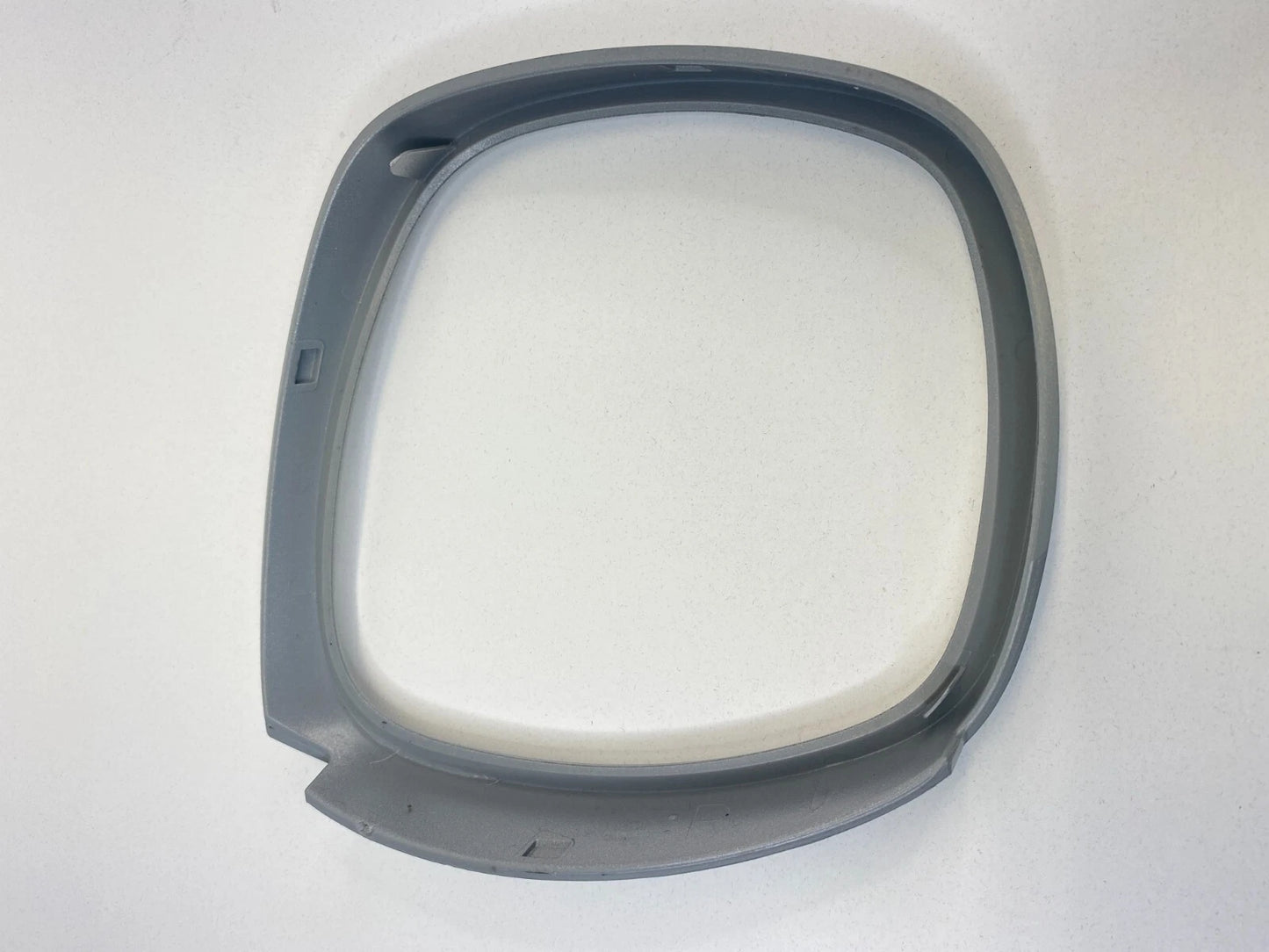 2010-2016 CHEVROLET EQUINOX RIGHT SPEEDOMETER CLUSTER TRIM PLATE BEZEL RING RH