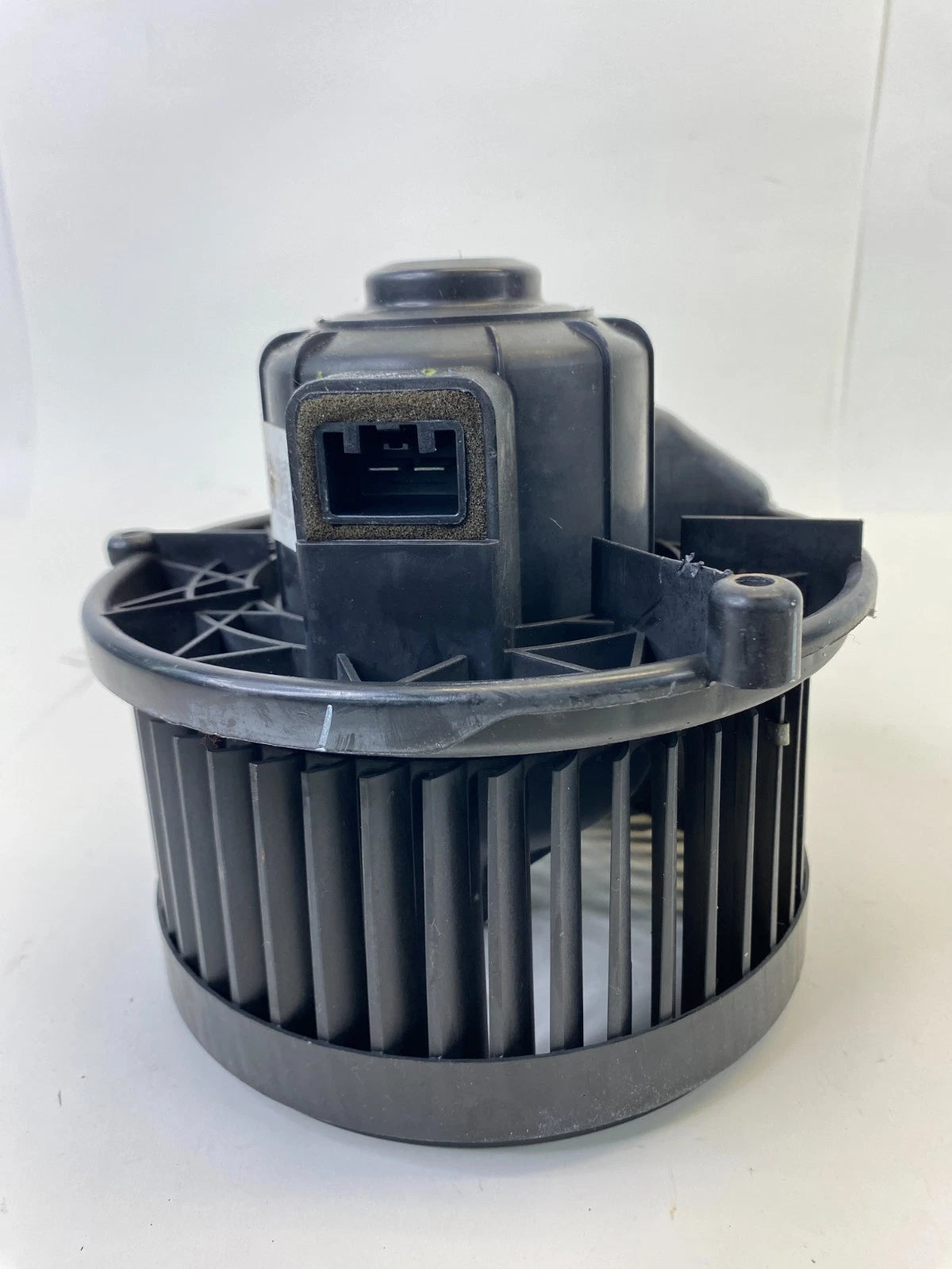 2006-2017 CHEVROLET EQUINOX HVAC HEATER BLOWER MOTOR ASSEMBLY 15812181 OEM