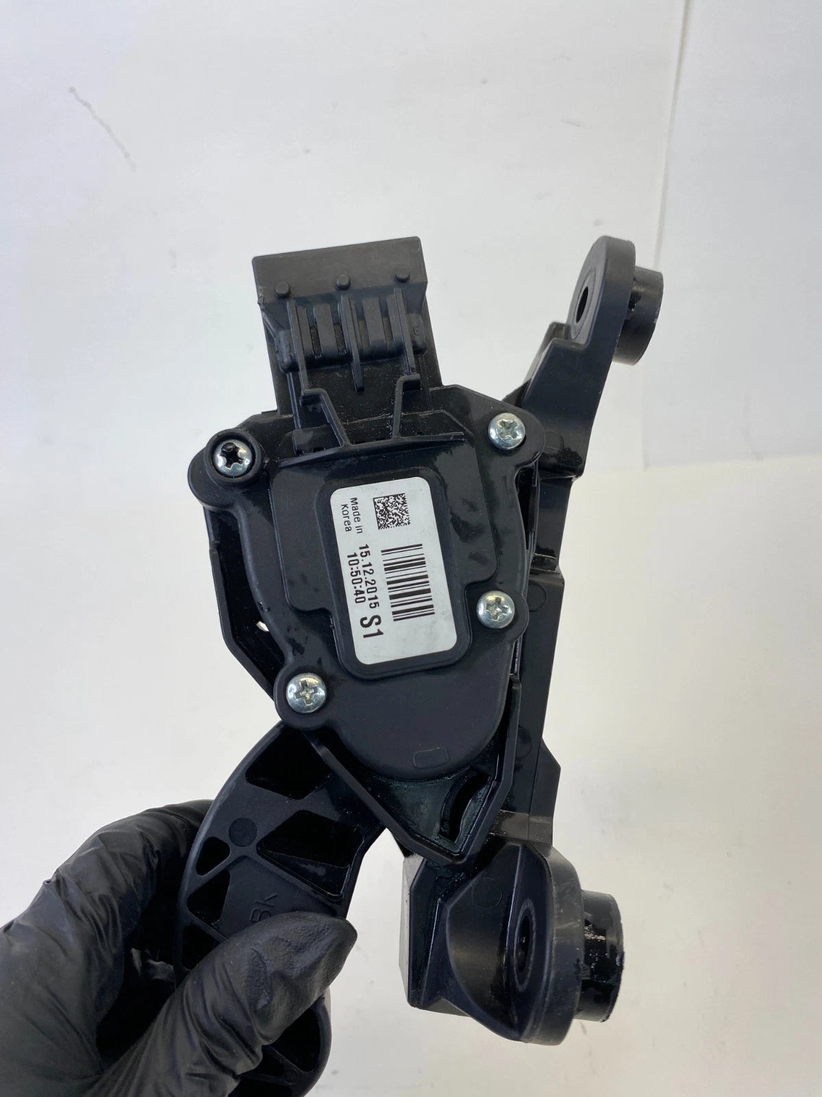 2012-2017 KIA RIO 1.6L ACCELERATOR GAS THROTTLE PEDAL ASSEMBLY 32700-1W110 OEM