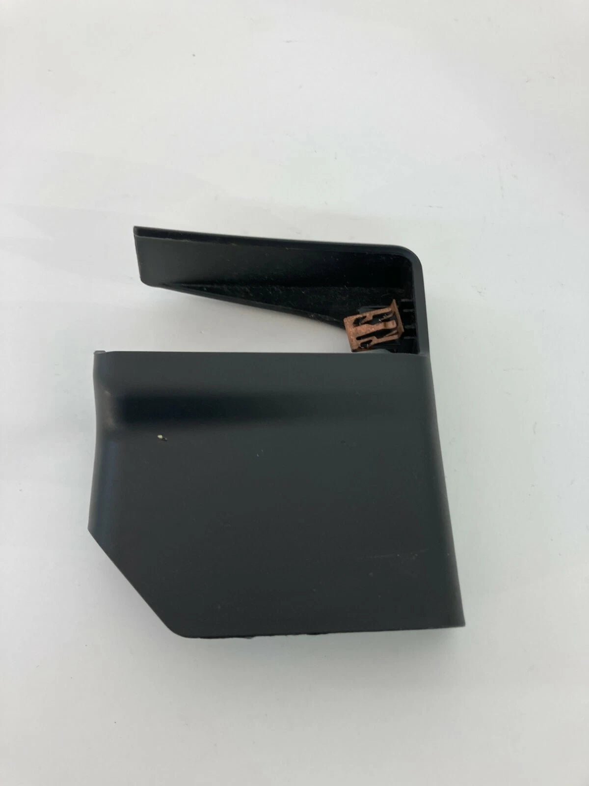 2010-2012 FORD FUSION REAR LEFT DRIVER SEAT OUTER FOOT COVER 6E53-54618D01-BAW