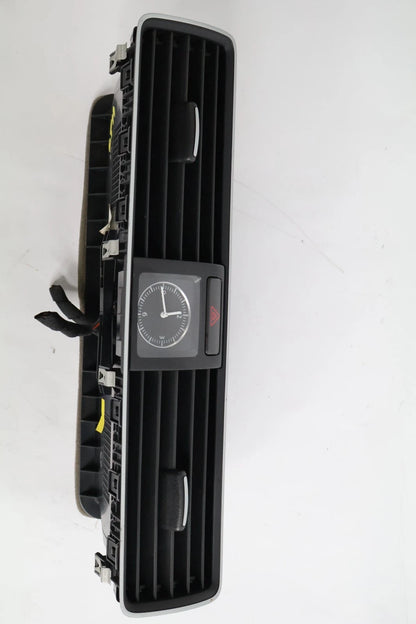 2012-2015 VOLKSWAGEN PASSAT CENTER DASH AC AIR VENT W/ CLOCK 561-819-728 OEM