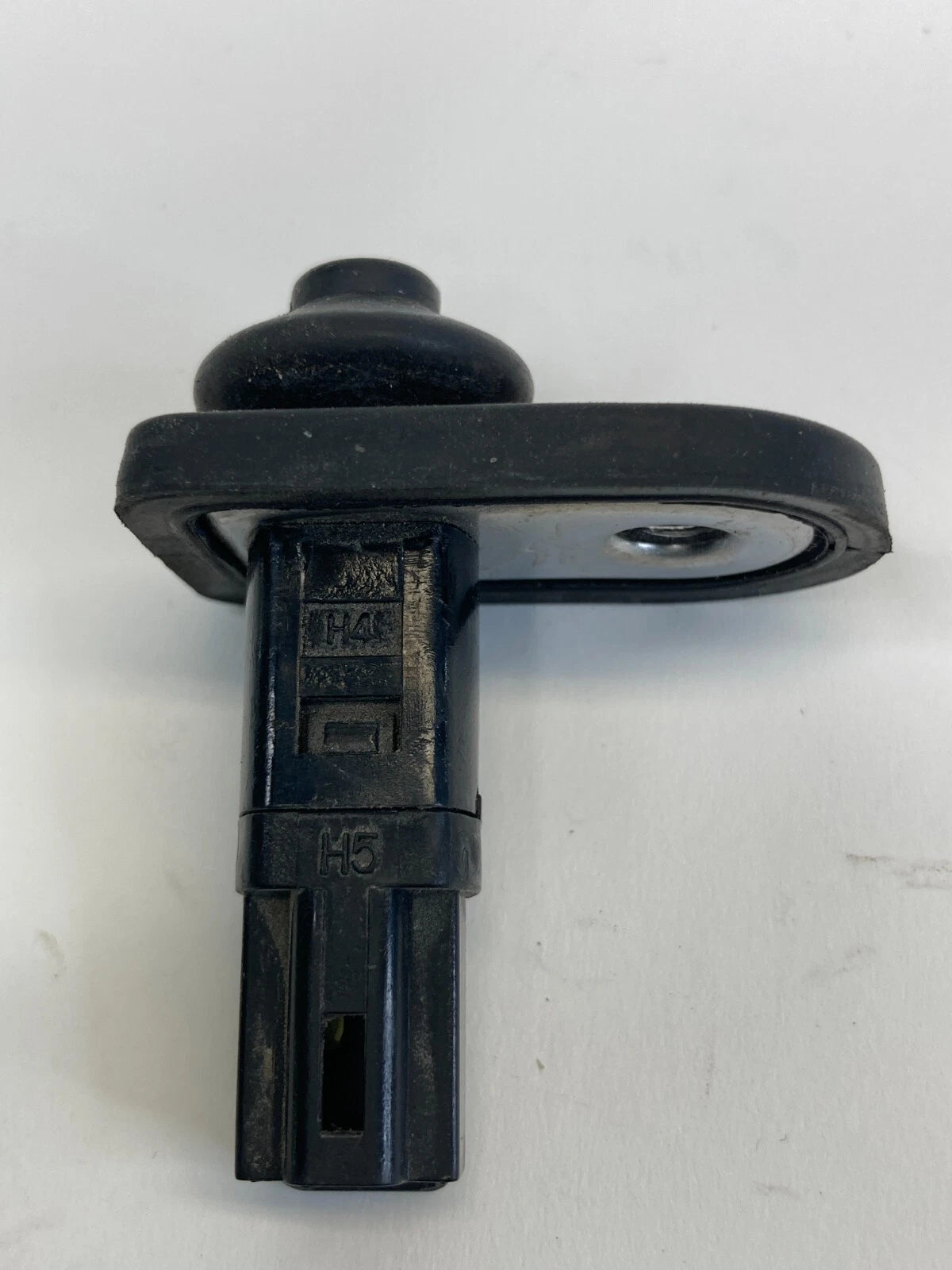2005-2010 KIA SPORTAGE 2010-2013 KIA SOUL DOOR AJAR JAMB LIGHT SWITCH OEM