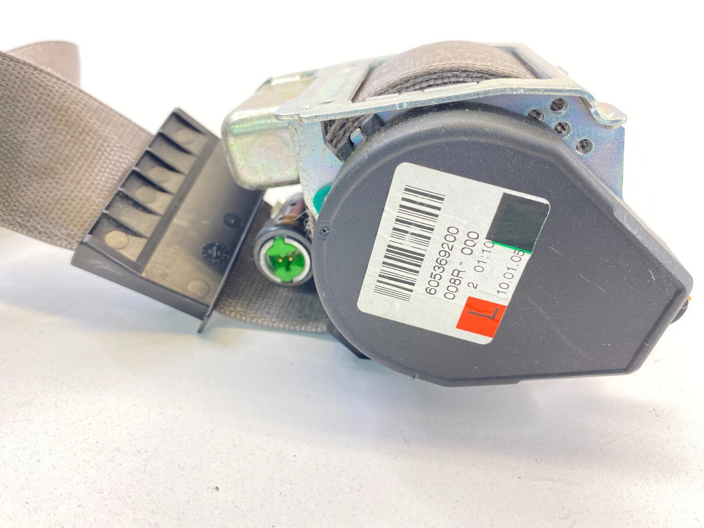 2005 MERCEDES-BENZ E500 FRONT LEFT DRIVER SEAT BELT RETRACTOR A2118607985 OEM