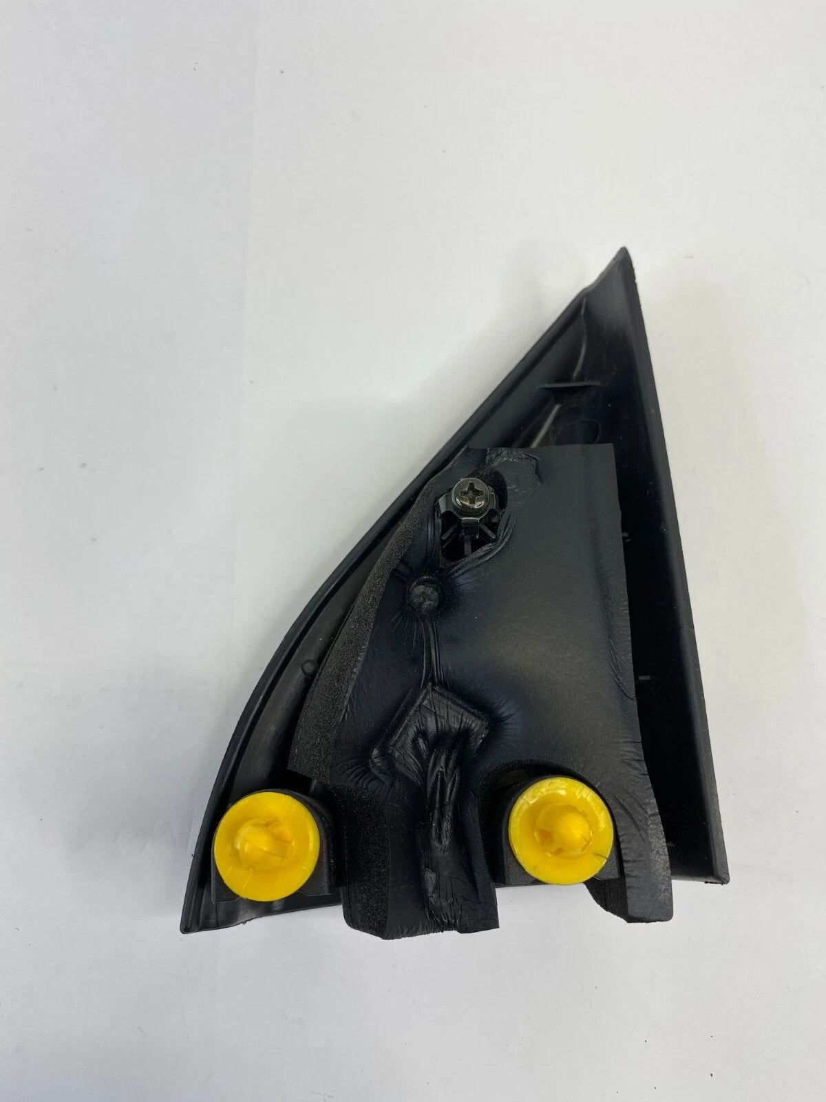 06-11 HYUNDAI ACCENT FRONT LEFT SIDE DOOR MIRROR CORNER COVER TRIM 87650-1E000