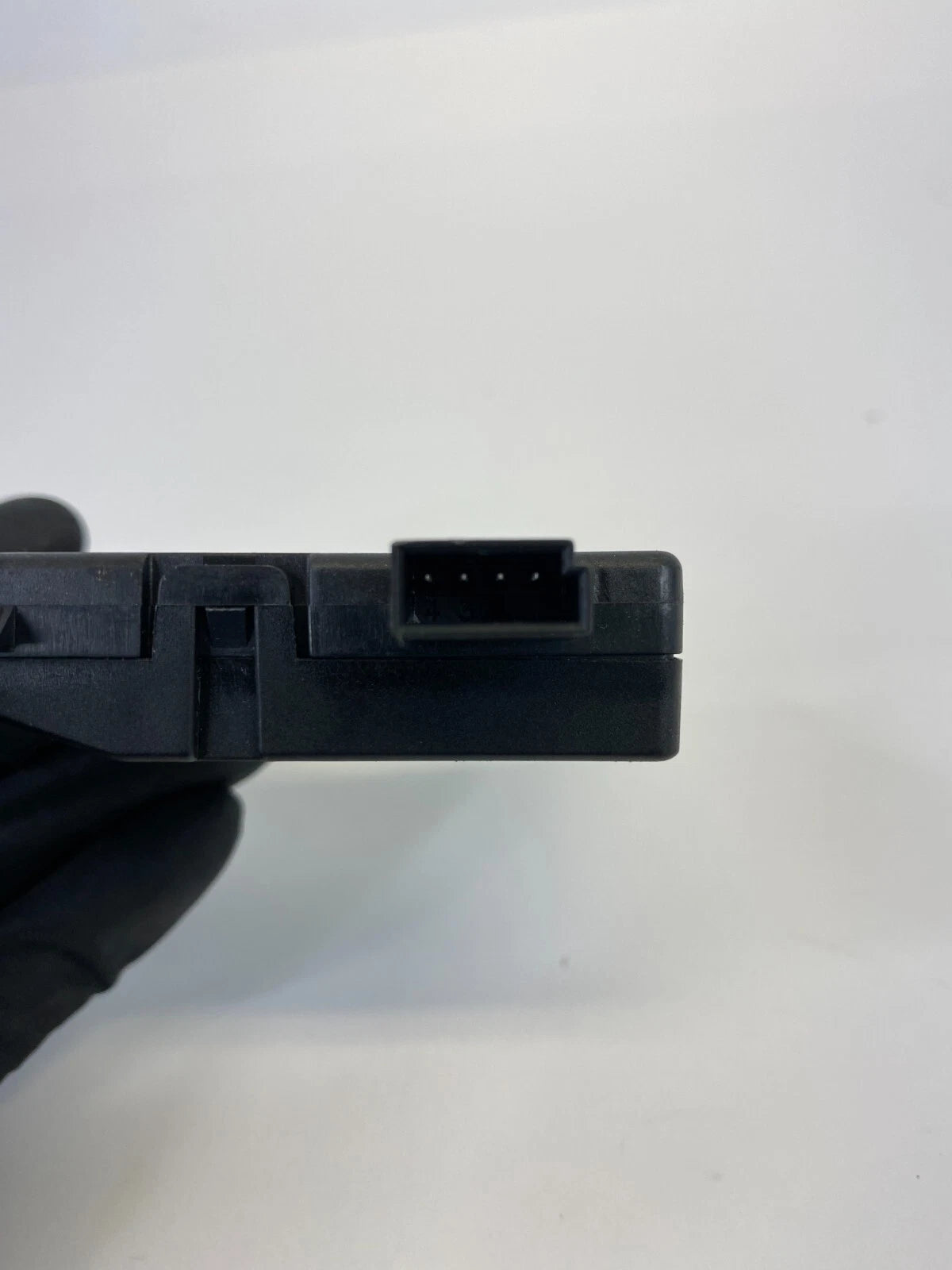 2012-2016 CHEVY SONIC KEYLESS REMOTE ENTRY RECEIVER MODULE UNIT 13500145 OEM