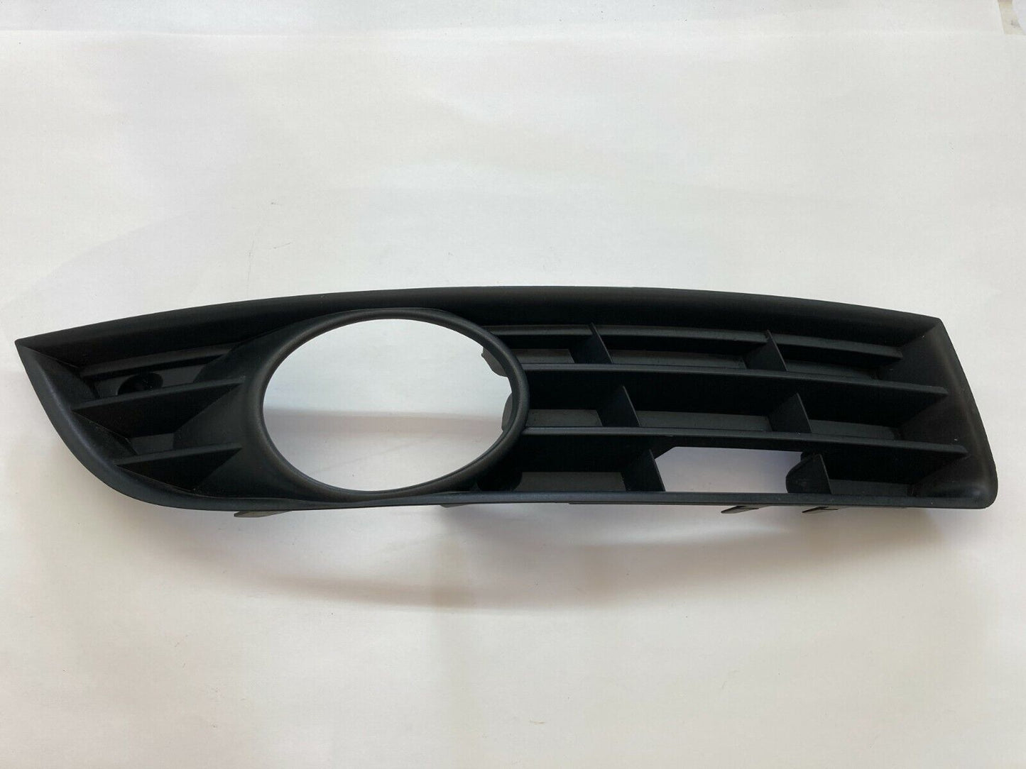 06-10 Volkswagen Passat Front Right Fog Light Bezel Cover Grille 3C0853666A OEM