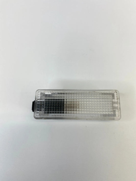2006-2019 RANGE ROVER SPORT REAR RIGHT DOOR PANEL COURTESY LIGHT LAMP XDC000071