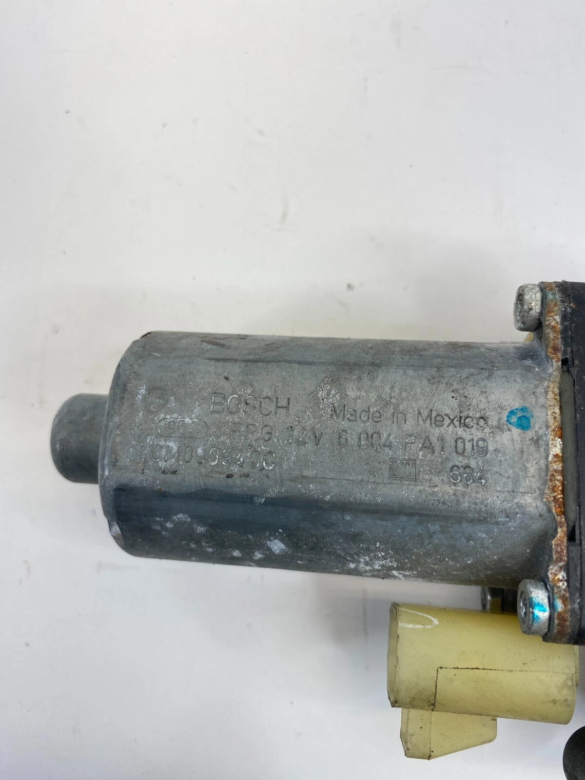 02 03 04 05 06 07 SATURN VUE REAR LEFT POWER WINDOW MOTOR BOSH CM09094 OEM