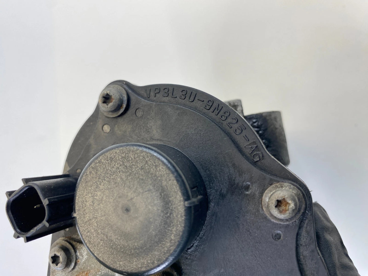 2010-2019 FORD TAURUS SHO 3.5L TURBO A/T THROTTLE BODY VALVE AA5E-BA