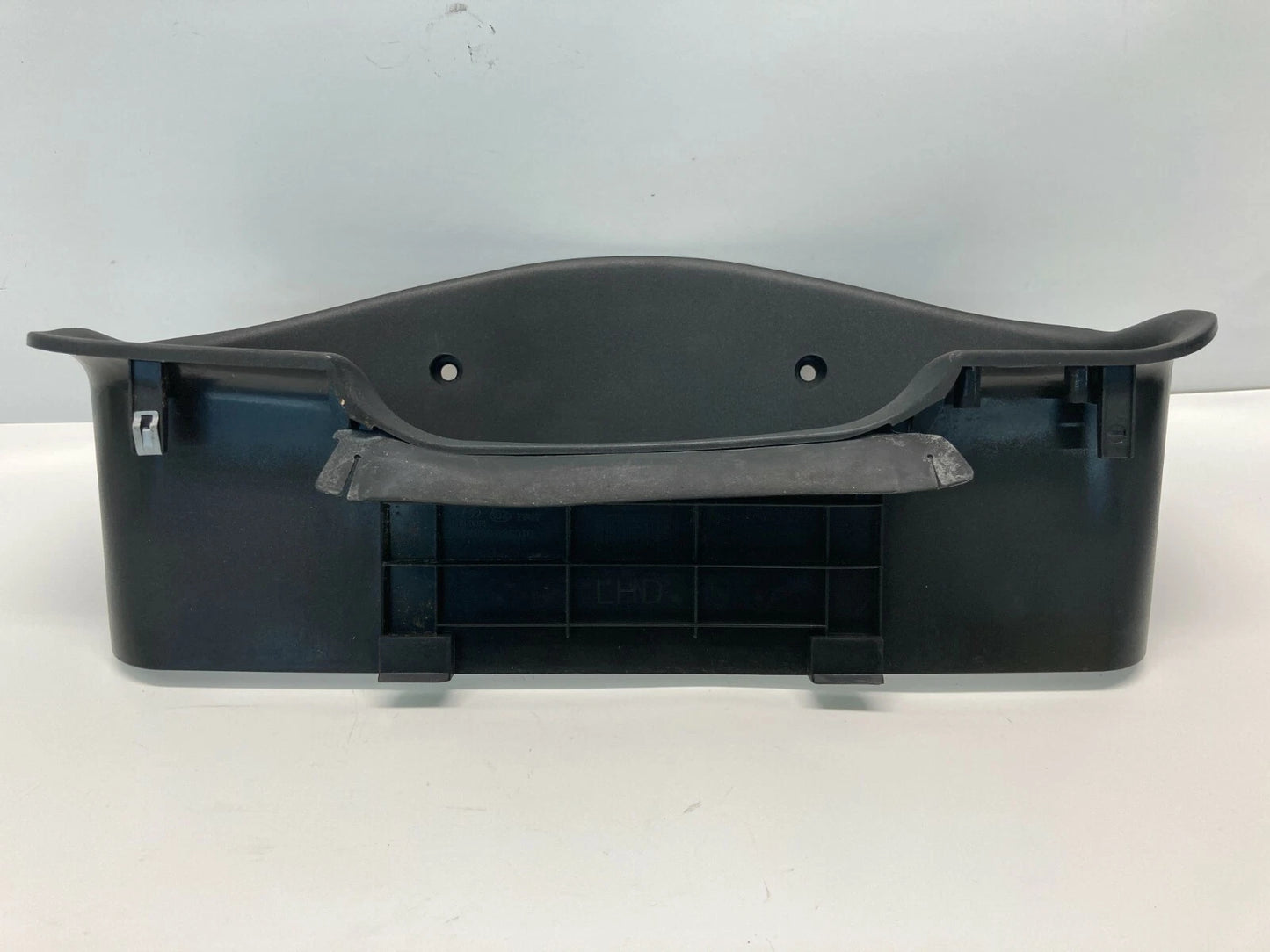 01-06 HYUNDAI SANTA FE INSTRUMENT CLUSTER DASH TRIM BEZEL COVER 84830-26010 OEM