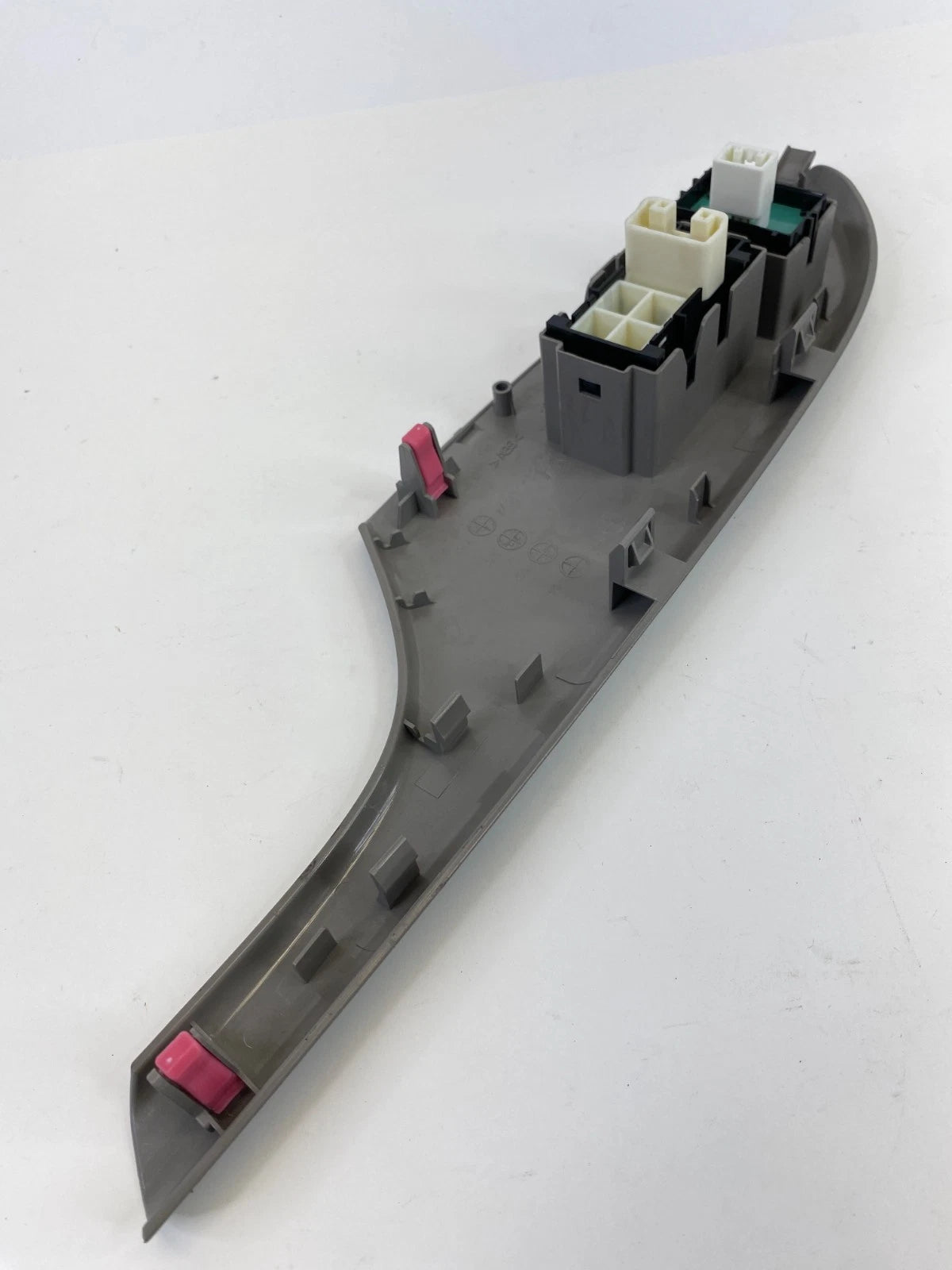 2009-2013 TOYOTA COROLLA FRONT RIGHT DOOR POWER WINDOW CONTROL SWITCH W/ BEZEL