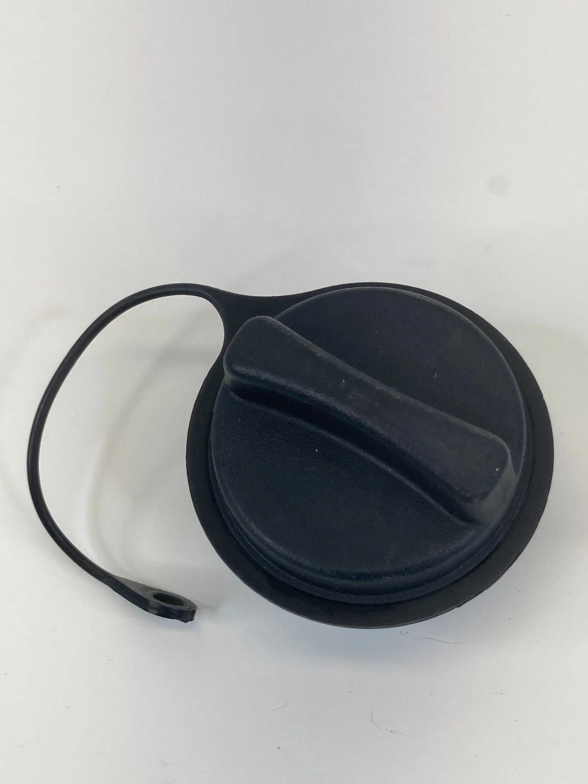 2002-2010 FORD EXPLORER MERCURY MOUNTAINEER GAS FUEL TANK FILLER CAP OEM