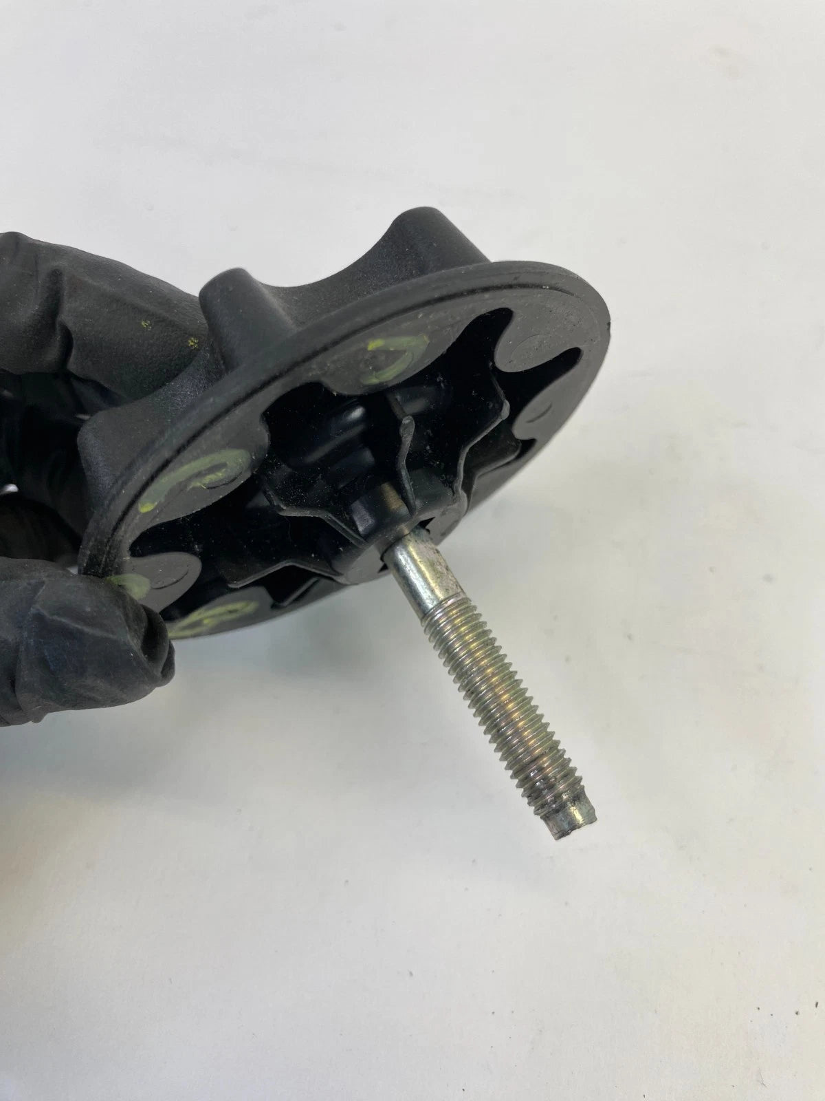 2010-2015 TOYOTA PRIUS SPARE TIRE LOCK DOWN HOLDER RETAINER HARDWARE BOLT OEM